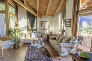 Apartment, 2 Bedrooms | Living room | Flat-screen TV - Casa Alberto (Nago-Torbole)