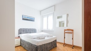 Unclassified image, 5 of 31, button - Casa Girasole (Trento)