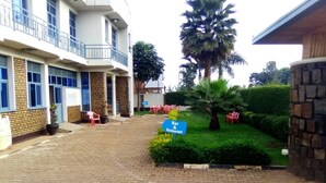 Front of property - Midland Hotel (Mukarange)