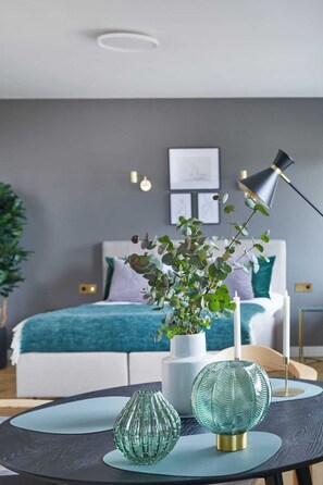 Comfort Studio Suite | Hypo-allergenic bedding, individually decorated, individually furnished - Metro Politechnika Studio (Warsaw)