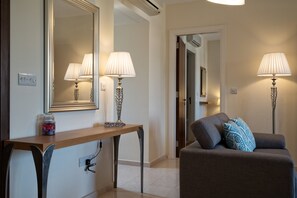 Apartment | 1 bedroom, iron/ironing board, cribs/infant beds, free WiFi