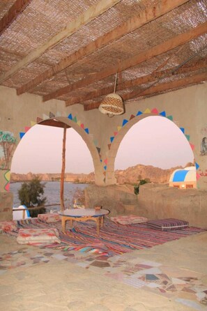 Se sirven desayunos, almuerzos y cenas