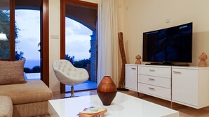 Villa, 2 Bedrooms | Living room | Flat-screen TV, DVD player - Villa TH02 - Iremos (Kouklia)