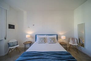 2 bedrooms, iron/ironing board, WiFi, bed sheets - Bright apartment in the heart of Florence (Firenze)
