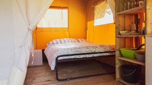Zelt (Safaritent 6 personen)