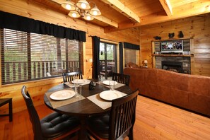 House, Multiple Beds (Black Bear Hibernation #2825) | Private kitchen | Fridge, microwave, stovetop, dishwasher - Black Bear Hibernation #2825 (Sevierville)