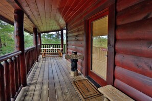 House, Multiple Beds (Black Bear Hibernation #2825) | Balcony