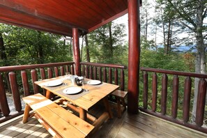 House, Multiple Beds (Black Bear Hibernation #2825) | Balcony - Black Bear Hibernation #2825 (Sevierville)