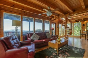 House, Multiple Beds (Morning View #131) | Living area