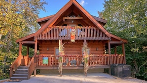 House, Multiple Beds (Boulder Bear Lodge #355) | Exterior - Boulder Bear Lodge #355 (Pigeon Forge)