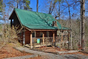 House, Multiple Beds (Above The Falls #144) | Exterior