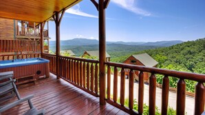 House, Multiple Beds (Lasting Impressions #240) | Outdoor spa tub - Lasting Impressions #240 (Sevierville)
