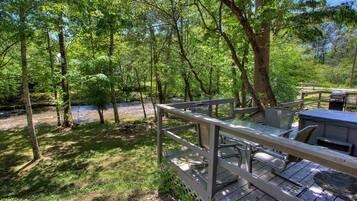 House, Multiple Beds (Living Waters #376) | Outdoor dining