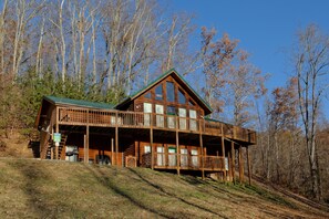 House, Multiple Beds (Life of Luxury #12) | Exterior