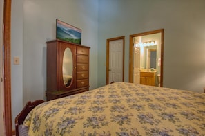 8 Schlafzimmer, individuell dekoriert, individuell eingerichtet