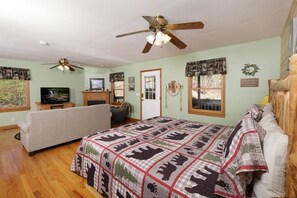 Talo, 1 suuri parisänky ja vuodesohva (Always & Forever #118) | 1 makuuhuone, yksilöllisesti sisustettu, yksilöllisesti kalustettu