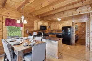 House, Multiple Beds (Amazing Grace #264) | Dining