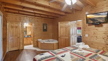 House, Multiple Beds (Amazing Grace #264) | 2 bedrooms, individually decorated, individually furnished, free WiFi