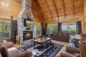 Living area - Absolutely Wonderful #304 (Sevierville)