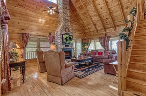 Living area - Absolutely Wonderful #304 (Sevierville)