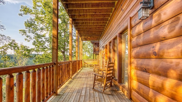 House, Multiple Beds (Absolutely Wonderful #304) | Terrace/patio - Absolutely Wonderful #304 (Sevierville)