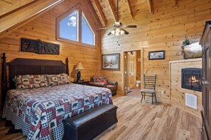 Ferienhaus, Mehrere Betten (Absolutely Wonderful #304) | 3 Schlafzimmer, individuell dekoriert, individuell eingerichtet