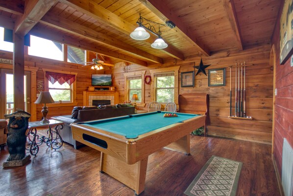 Games room - American Dream #142 (Sevierville)
