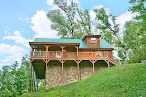 Casa, varias camas (A Bear's Eye View #251) | Exterior