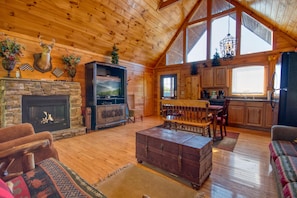 House, Multiple Beds (Buckhead #259) | Living area