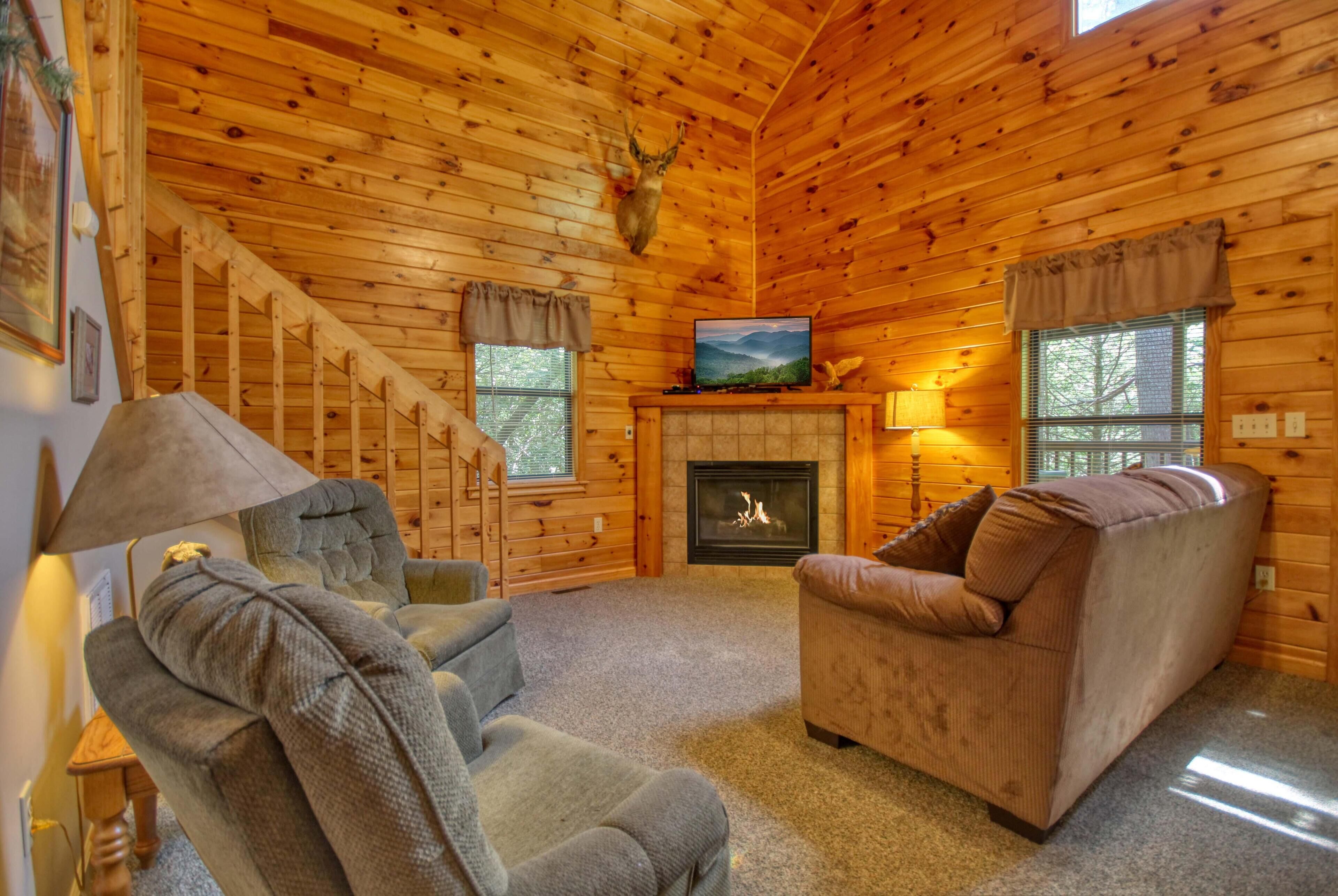Maison, plusieurs lits (Mountain Hideaway #338) | Coin séjour