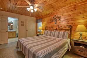 House, Multiple Beds (Mountain Hideaway #338) | 2 bedrooms, individually decorated, individually furnished, free WiFi