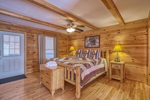 Maison, 1 très grand lit et 1 canapé-lit (Mountain Serene #119)