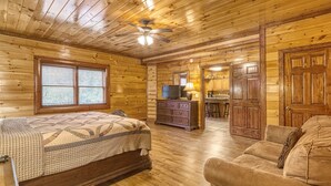House, Multiple Beds (A New Beginning #522) - A New Beginning #522 (Cosby)