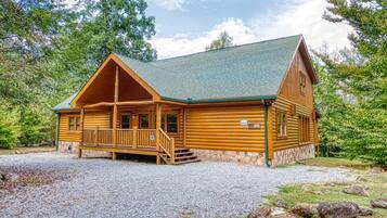 House, Multiple Beds (A New Beginning #522) | Exterior