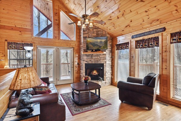 House, Multiple Beds (A Tranquility Den #210) | Living area - A Tranquility Den #210 (Pigeon Forge)