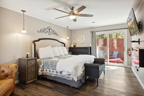Rumah, Beberapa Tempat Tidur (Gatlinburg - Barbara's Song #4125) | 5 kamar tidur dan didekorasi berbeda-beda