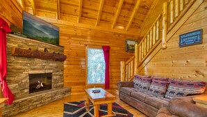 Casa, varias camas (A Mountain Paradise #295) | Área de sala de estar