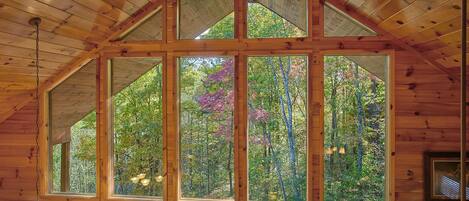 House, Multiple Beds (Bear Splash #409) | Interior