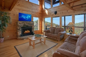 House, Multiple Beds (Evening View #133) | Living area - Evening View #133 (Sevierville)