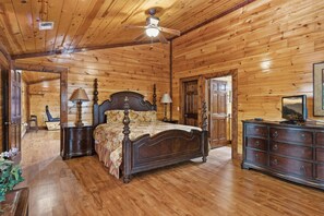 Rumah, Beberapa Tempat Tidur (Mystical Creek Pool Lodge #600) | 6 kamar tidur dan didekorasi berbeda-beda