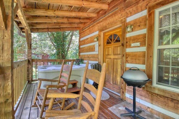 House, 1 King Bed (Dream Weaver #1527) | Terrace/patio