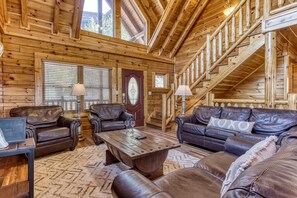 House, Multiple Beds (Dream Come True #555) | Living area