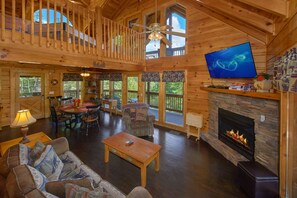 Casa, varias camas (Heavenly Hideaway #256) | Sala de estar