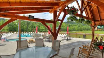 House, Multiple Beds (Heavenly Hideaway #256) | Pool