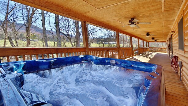 House, Multiple Beds (Heavenly Creekside #276) | Terrace/patio