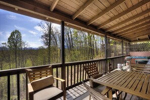 Maison, Plusieurs lits (Kickback Shack #298) | Balcon