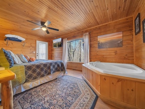 Hus - flera sängar (Cottage In The Pines #297) | 2 sovrum, individuell inredning, unika möbler och gratis wi-fi