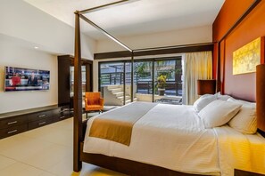 2 bedrooms, iron/ironing board, WiFi, bed sheets - Beachfront! Luxury! 2 BR, W/ Plunge Pool. Paradise (Playa del Carmen)