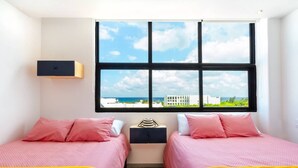 Unclassified image, 4 of 37, button - 3BR Modern Penthouse!own Rooftop Pool!min to Beach (Playa del Carmen)