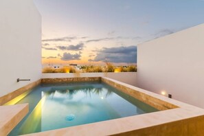 Outdoor pool - 3BR Modern Penthouse!own Rooftop Pool!min to Beach (Playa del Carmen)
